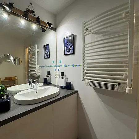 Apartment 2 Pieces Avec Piscine A Hendaye, Proche Port - Fr-1-239-1105
